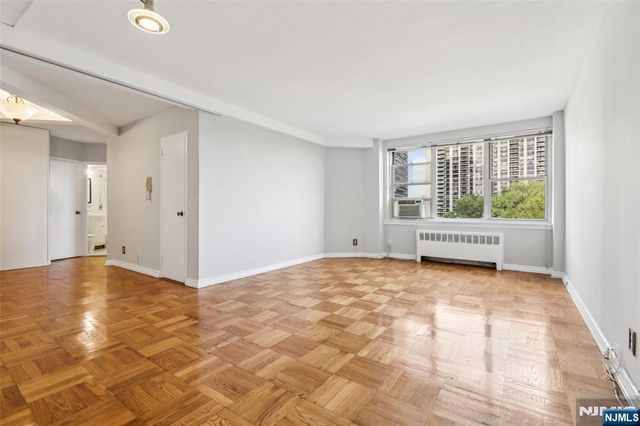 1450 Palisade Avenue 5J, Fort Lee, NJ 07024