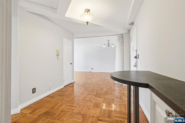 1450 Palisade Avenue 5J, Fort Lee, NJ 07024