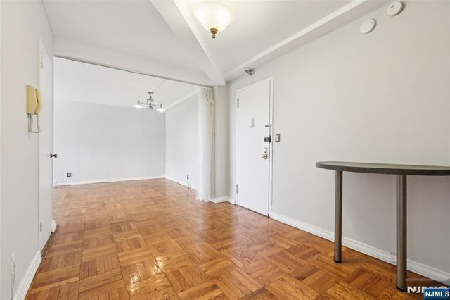 1450 Palisade Avenue 5J, Fort Lee, NJ 07024