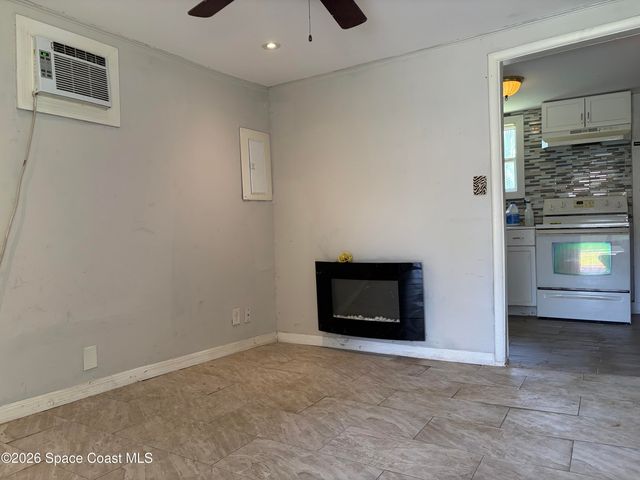 329 Pine Avenue E, Cocoa, FL 32922