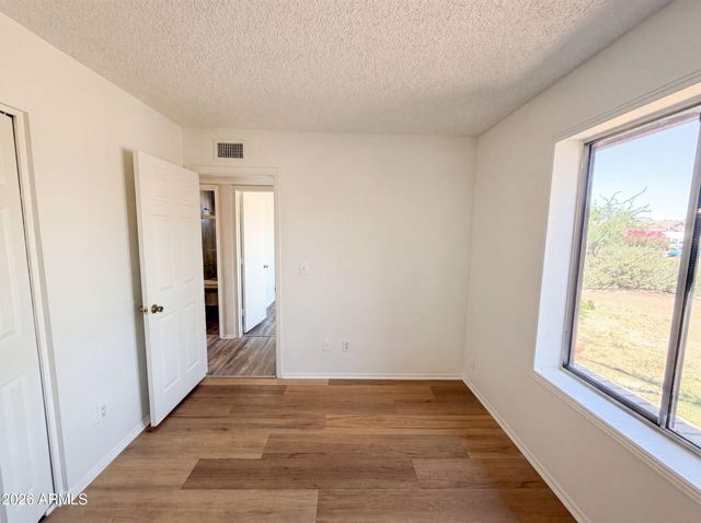 6703 W SIERRA Street, Peoria, AZ 85345