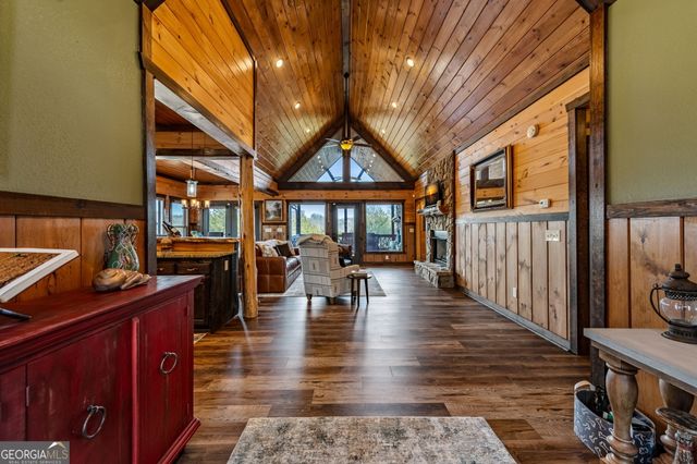 360 Hope Drive, Blue Ridge, GA 30513