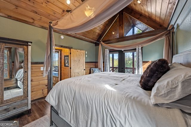 360 Hope Drive, Blue Ridge, GA 30513