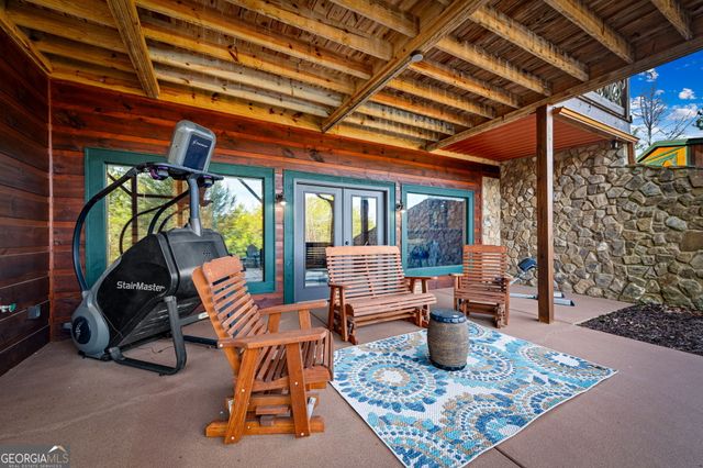 360 Hope Drive, Blue Ridge, GA 30513