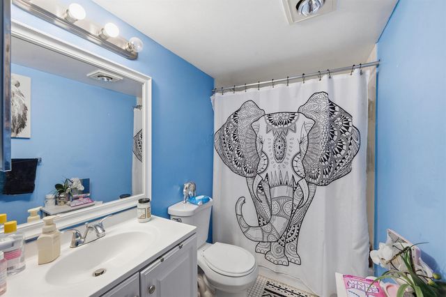 5570 NW 44th Street 313a, Lauderhill, FL 33319