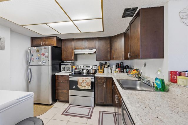 5570 NW 44th Street 313a, Lauderhill, FL 33319