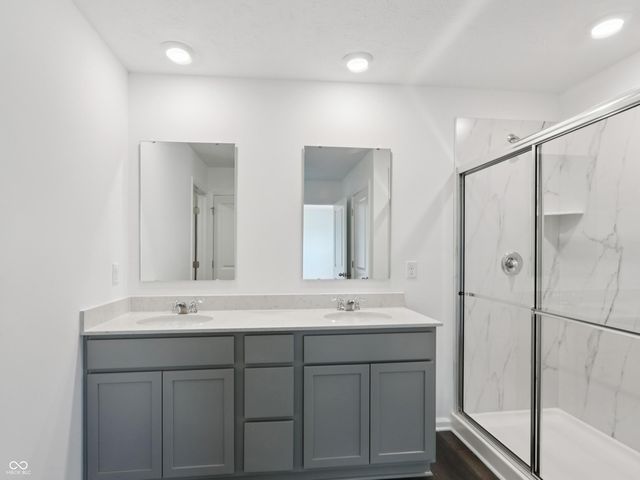 7909 Magnolia Street, New Palestine, IN 46163