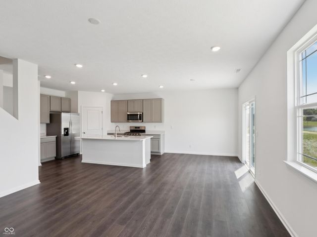 7909 Magnolia Street, New Palestine, IN 46163