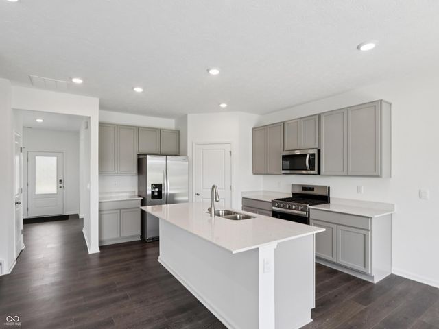 7909 Magnolia Street, New Palestine, IN 46163