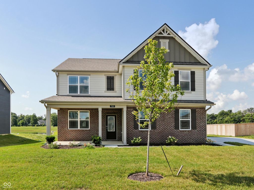 7909 Magnolia Street, New Palestine, IN 46163