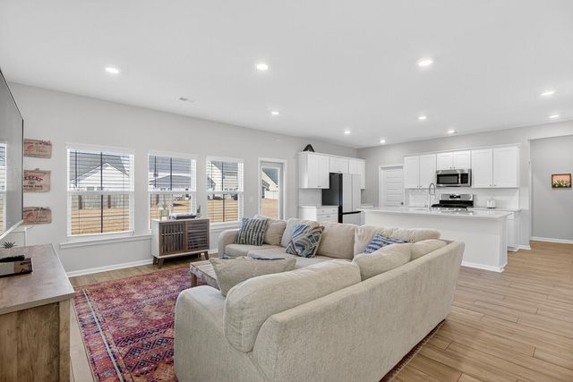 105 Bay Eddy Court, Summerville, SC 29485