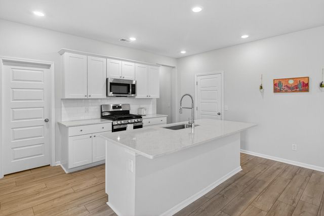 105 Bay Eddy Court, Summerville, SC 29485