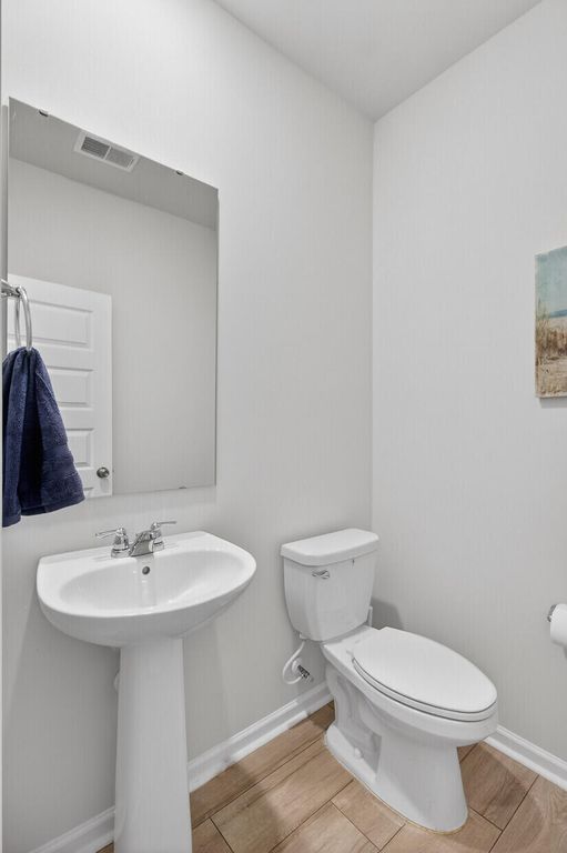 Image 25 of property listing at 105 Bay Eddy Court, Summerville, SC 29485