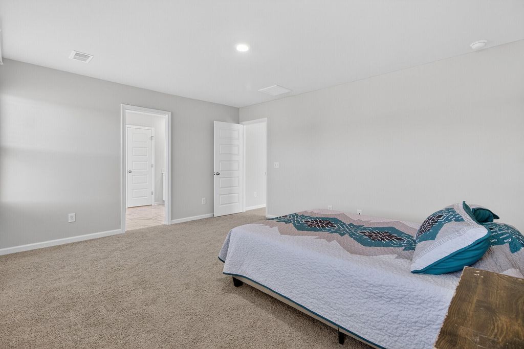 Image 30 of property listing at 105 Bay Eddy Court, Summerville, SC 29485