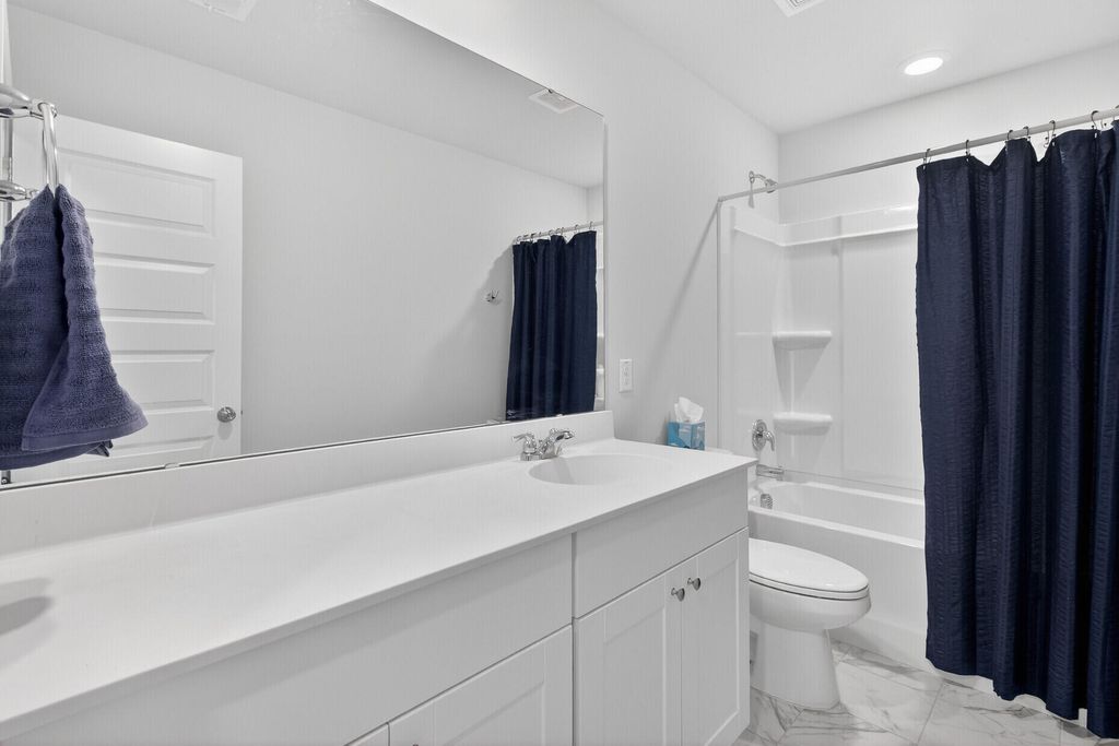 Image 36 of property listing at 105 Bay Eddy Court, Summerville, SC 29485