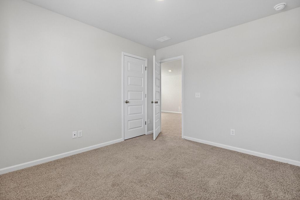 Image 42 of property listing at 105 Bay Eddy Court, Summerville, SC 29485