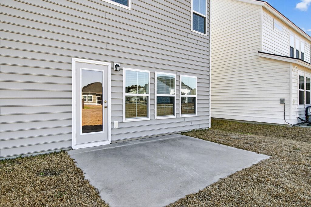 Image 45 of property listing at 105 Bay Eddy Court, Summerville, SC 29485