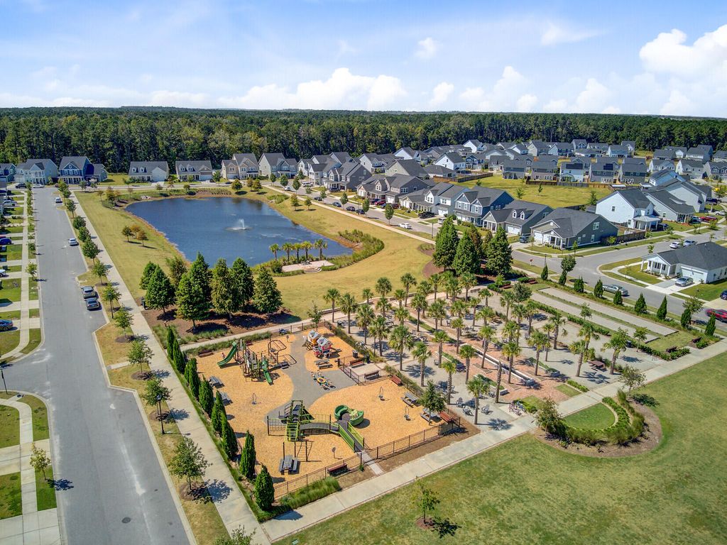 Image 50 of property listing at 105 Bay Eddy Court, Summerville, SC 29485