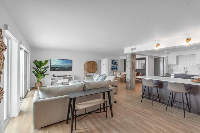 2301 GULF OF MEXICO DRIVE 102N, Longboat Key, FL 34228