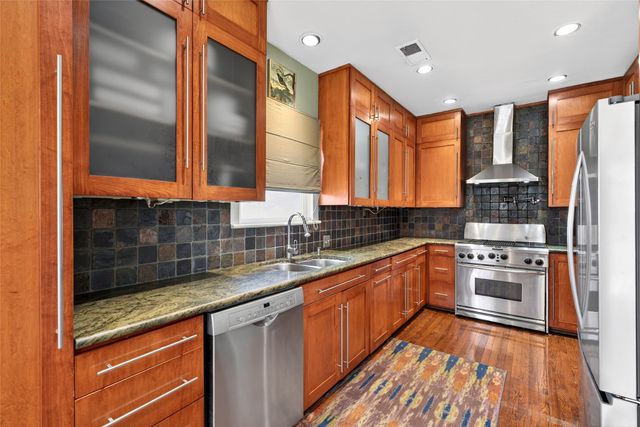 6844 Clayton Avenue, Dallas, TX 75214