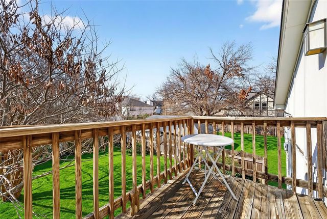 6844 Clayton Avenue, Dallas, TX 75214