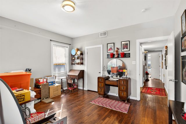 6844 Clayton Avenue, Dallas, TX 75214