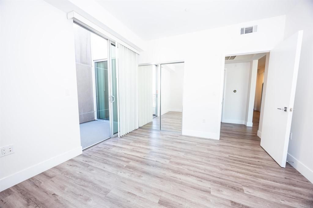 Image 12 of property listing at 1101 S Harvard BLVD Boulevard 510, Los Angeles, CA 90006