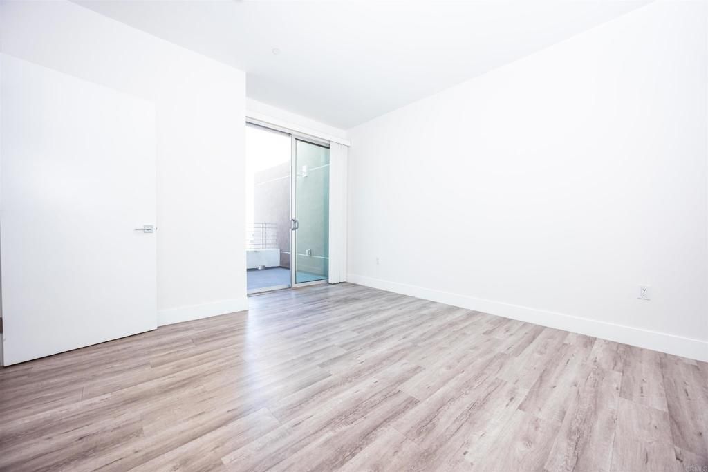 Image 13 of property listing at 1101 S Harvard BLVD Boulevard 510, Los Angeles, CA 90006