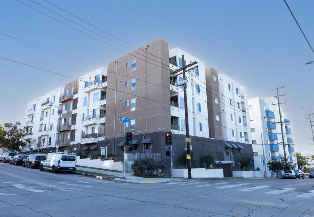Image 2 of property listing at 1101 S Harvard BLVD Boulevard 510, Los Angeles, CA 90006