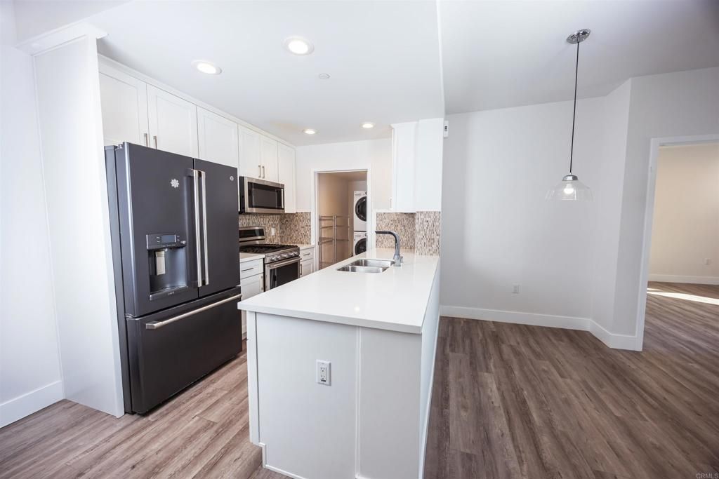 Image 4 of property listing at 1101 S Harvard BLVD Boulevard 510, Los Angeles, CA 90006