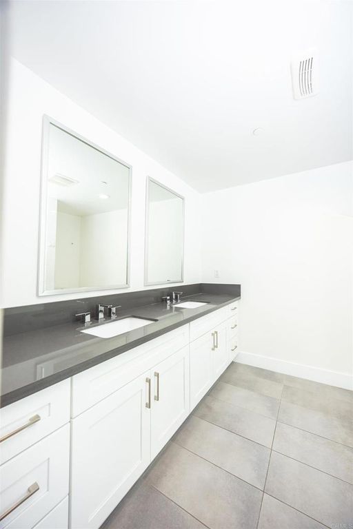 Image 9 of property listing at 1101 S Harvard BLVD Boulevard 510, Los Angeles, CA 90006