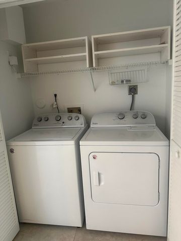 10458 Lake Vista Circle, Boca Raton, FL 33498