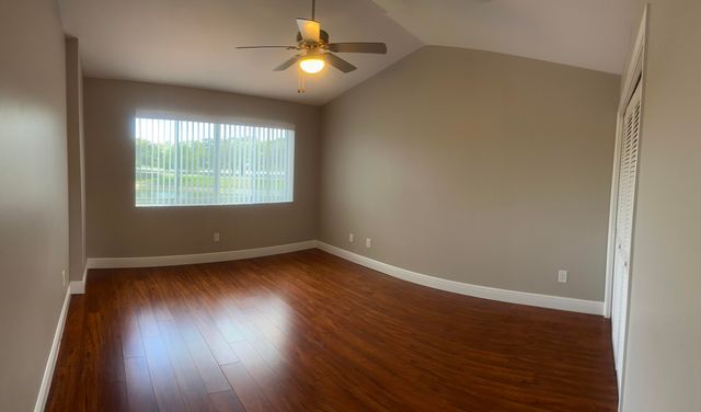 10458 Lake Vista Circle, Boca Raton, FL 33498