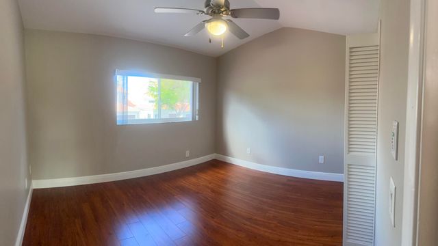 10458 Lake Vista Circle, Boca Raton, FL 33498