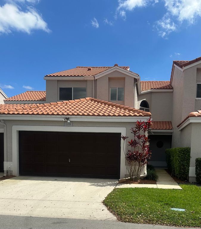 10458 Lake Vista Circle, Boca Raton, FL 33498