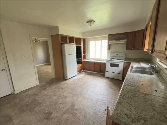 1367 Catalpa Drive, Dayton, OH 45406