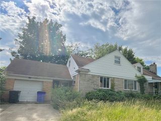 1367 Catalpa Drive, Dayton, OH 45406