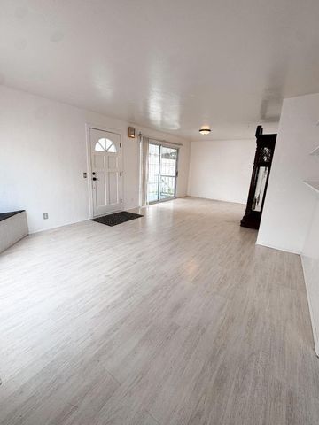 77 Creekside Drive, Half Moon Bay, CA 94019
