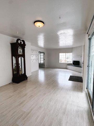 77 Creekside Drive, Half Moon Bay, CA 94019
