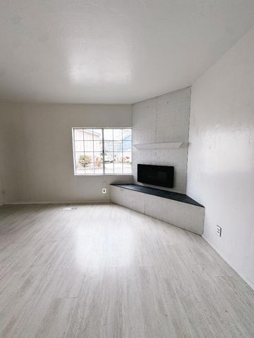 77 Creekside Drive, Half Moon Bay, CA 94019