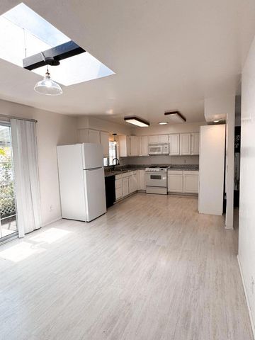 77 Creekside Drive, Half Moon Bay, CA 94019