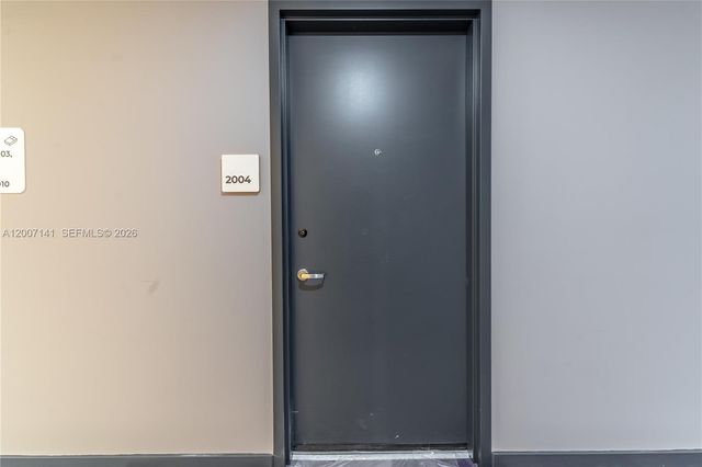 227 NE 2nd St 2004, Miami, FL 33132