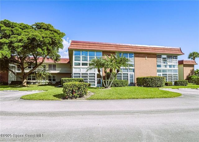1 Vista Palm Lane 207, Vero Beach, FL 32962