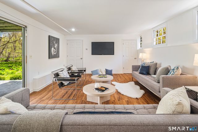 171 Proprietors Crossing, New Canaan, CT 06840