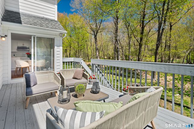 171 Proprietors Crossing, New Canaan, CT 06840