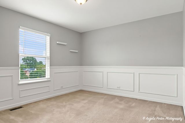 60 S Cornerstone Street, Volo, IL 60020