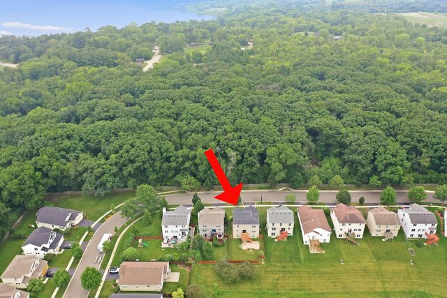 60 S Cornerstone Street, Volo, IL 60020