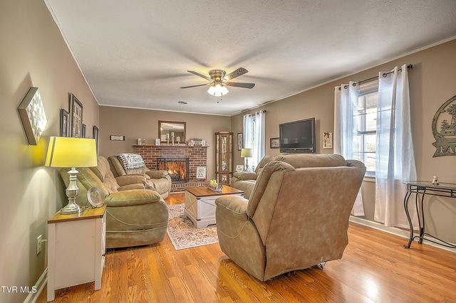 215 Taylor Road, Blountville, TN 37617