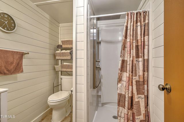 215 Taylor Road, Blountville, TN 37617