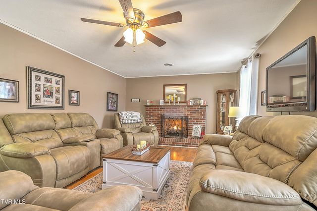 215 Taylor Road, Blountville, TN 37617